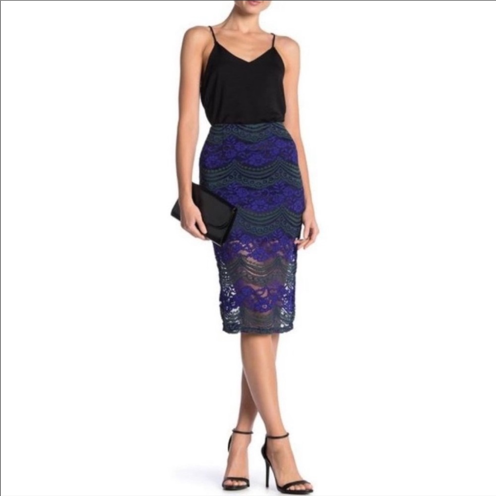 Romeo Juliet Couture Royal/Green Lace Pencil Skirt